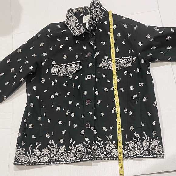 Quaker Factory Embroidered Beaded Handkerchief Jacket - Picture 7 of 9